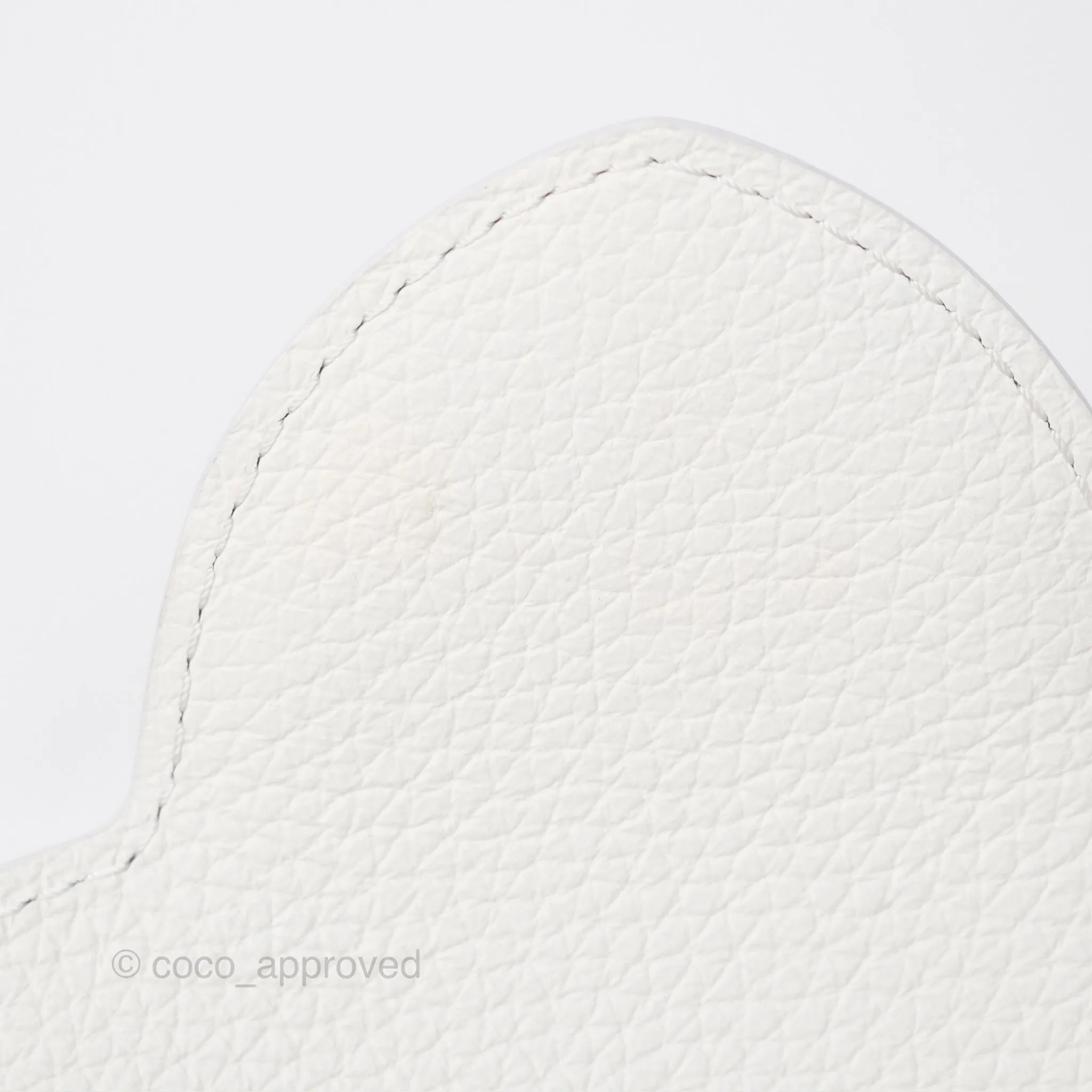 Louis Vuitton Taurillon Capucines BB Snow