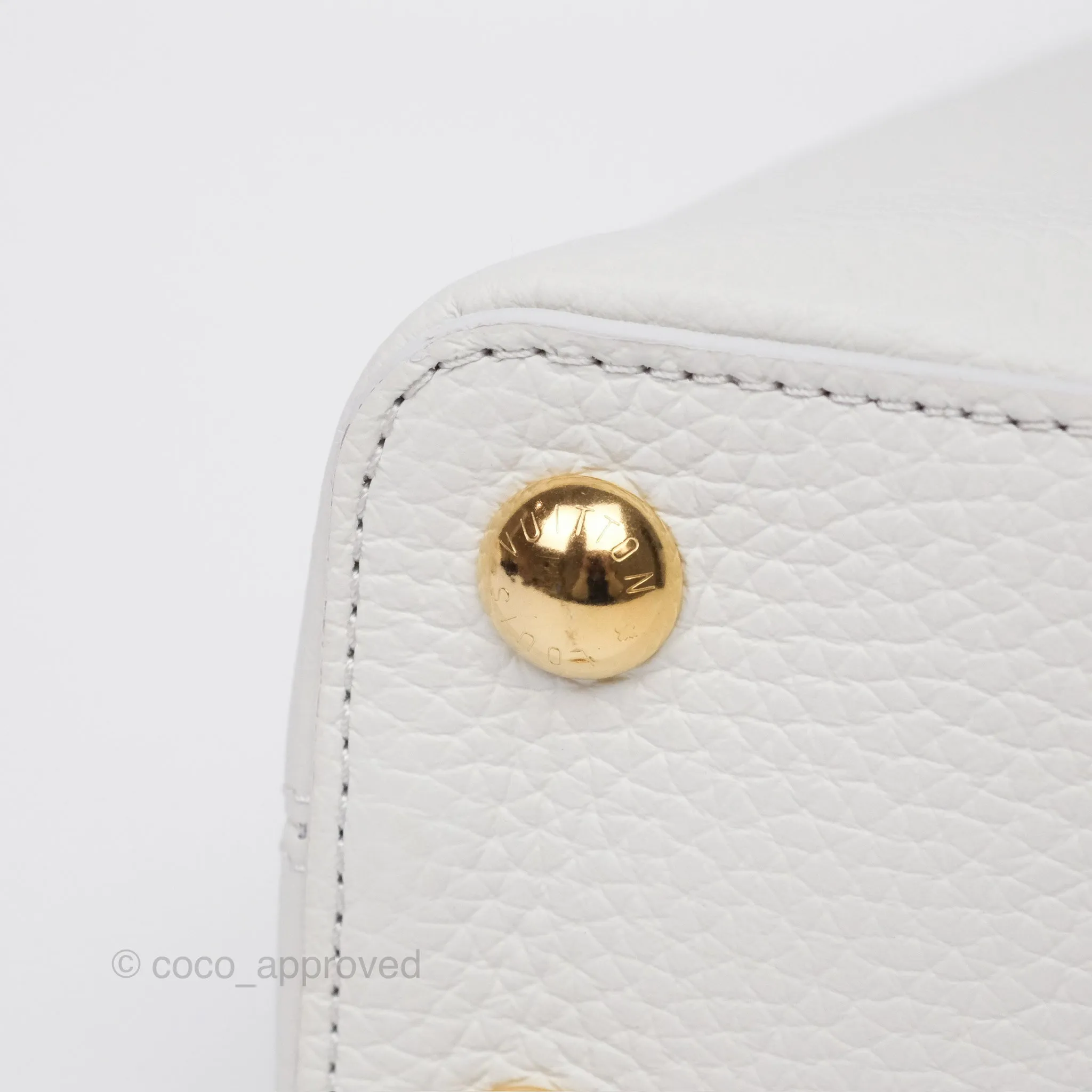 Louis Vuitton Taurillon Capucines BB Snow