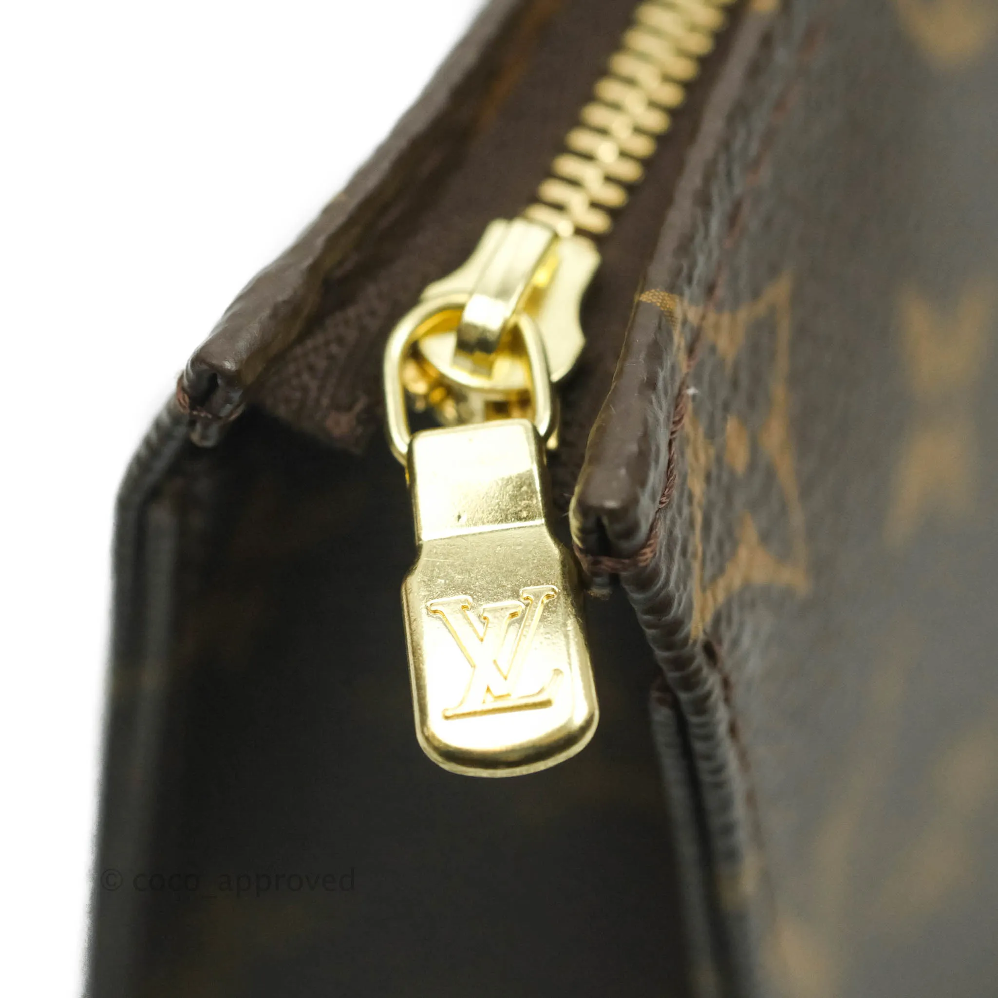 Louis Vuitton Toiletry Pouch 19 Monogram Canvas
