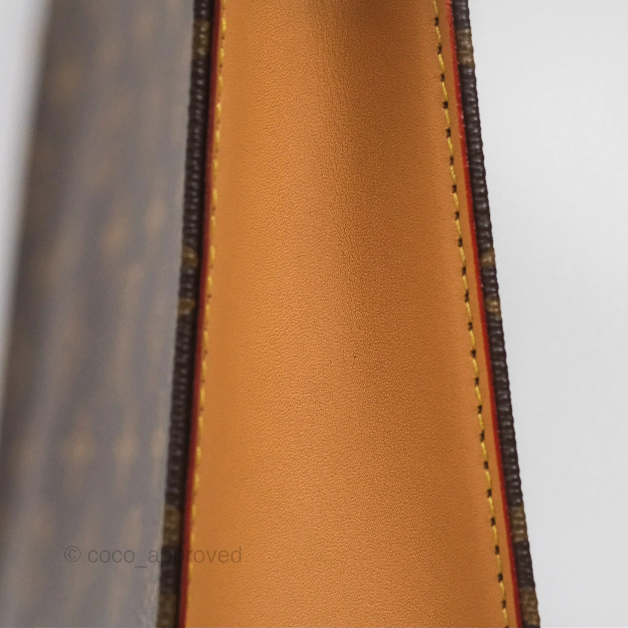 Louis Vuitton Toiletry Pouch 26 On Chain Monogram Canvas