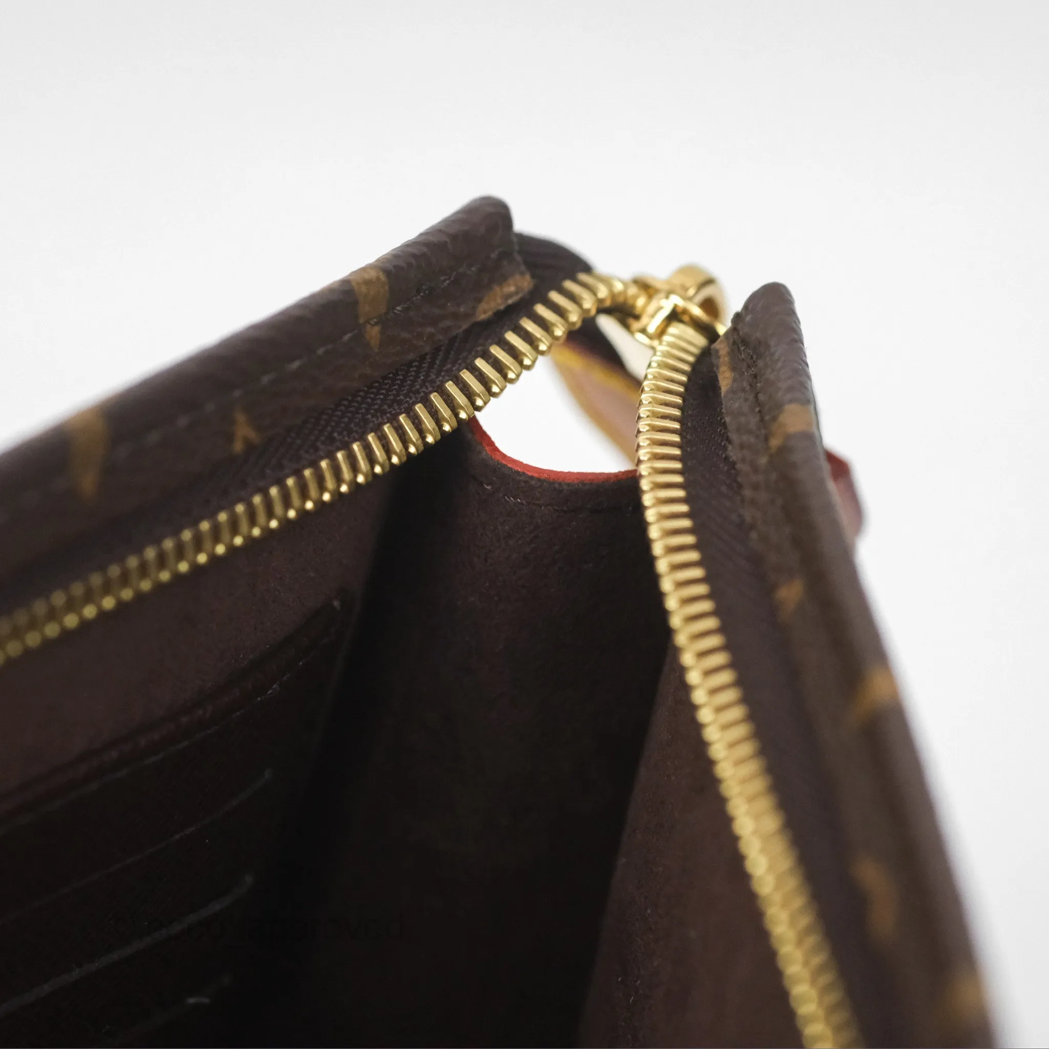 Louis Vuitton Toiletry Pouch 26 On Chain Monogram Canvas