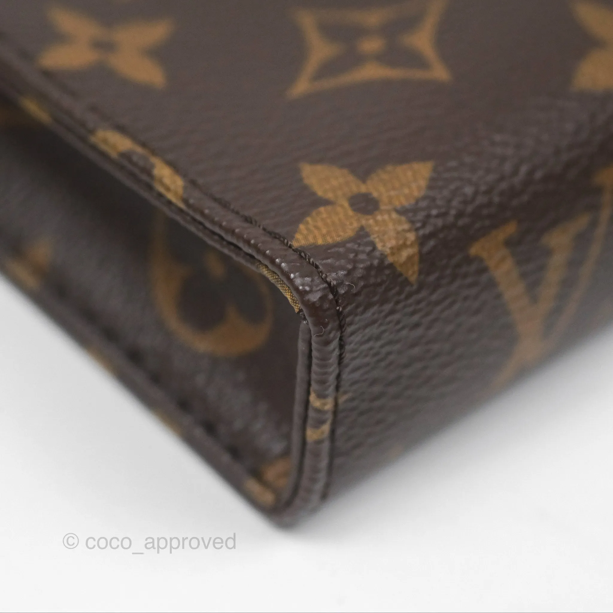 Louis Vuitton Toiletry Pouch 26 On Chain Monogram Canvas