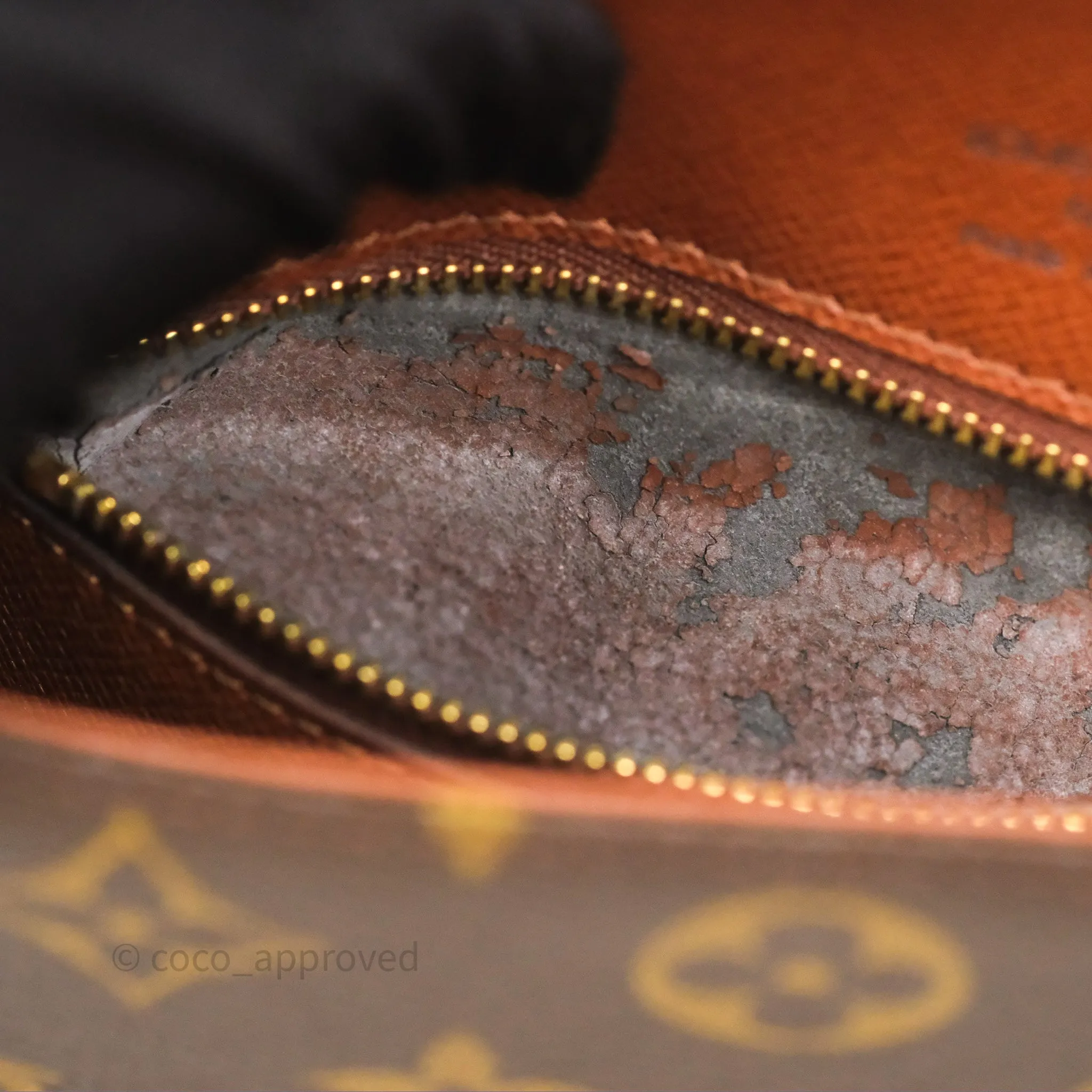 Louis Vuitton Vintage Saint Cloud PM Monogram
