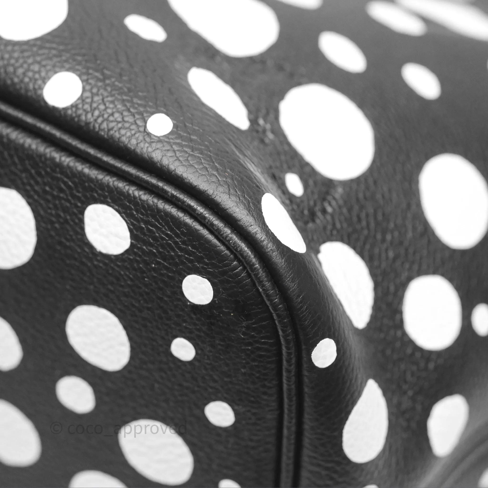 Louis Vuitton x Yayoi Kusama Neverfull MM Black/White