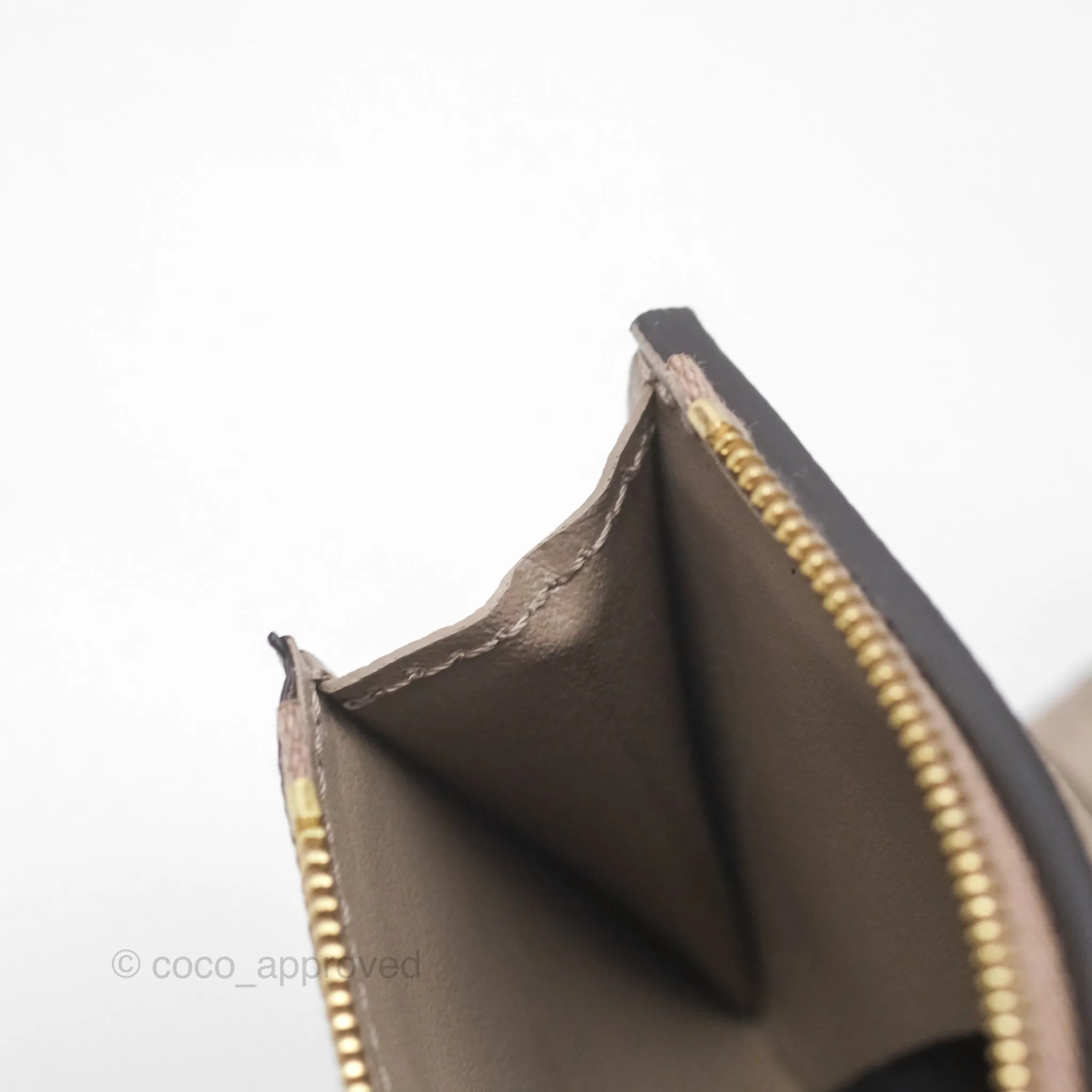 Louis Vuitton Zo Wallet Monogram Empreinte Leather Turtledove