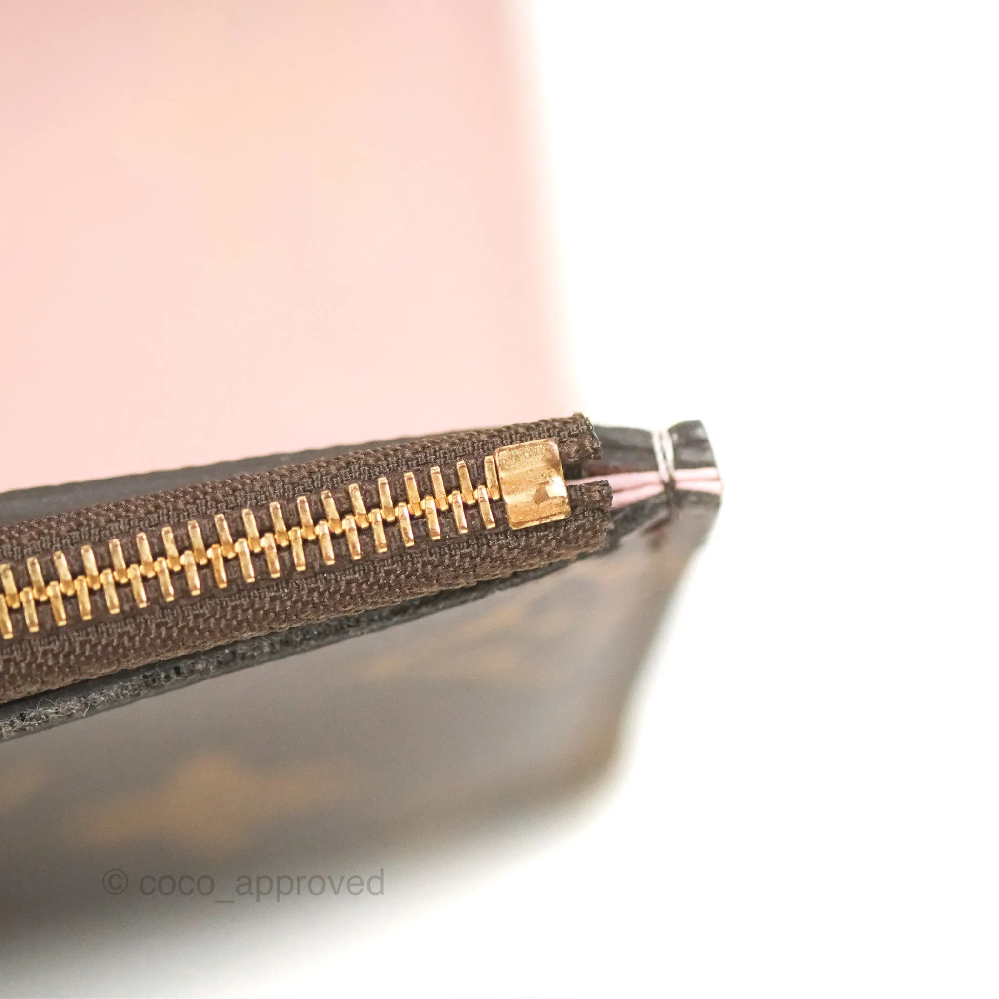 Louis Vuitton Zo Wallet Rose Monogram Canvas