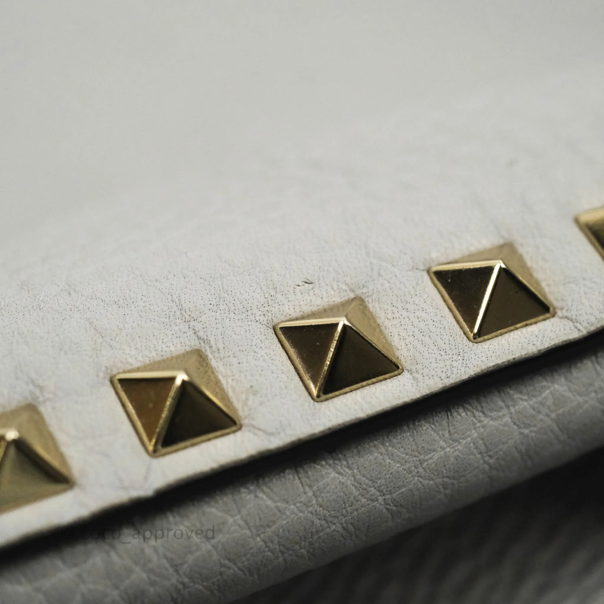 Valentino Garavani Medium Rockstud Bag Grey Grainy Calfskin