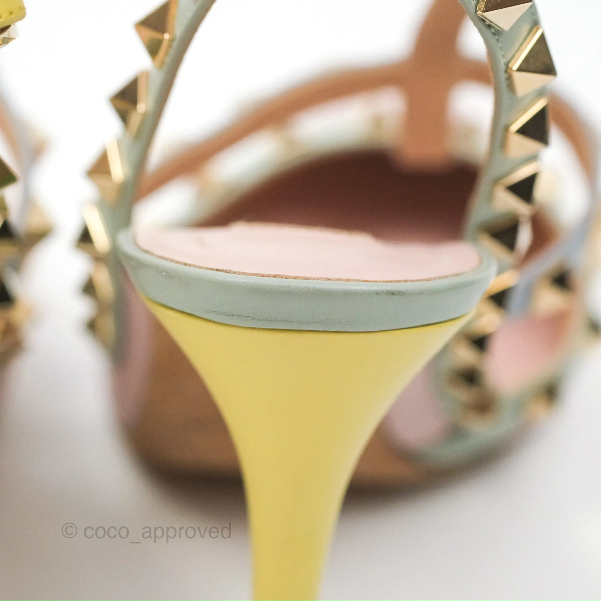 Valentino Garavani Rockstud Leather Slingback Pumps in Watercolor Size 39