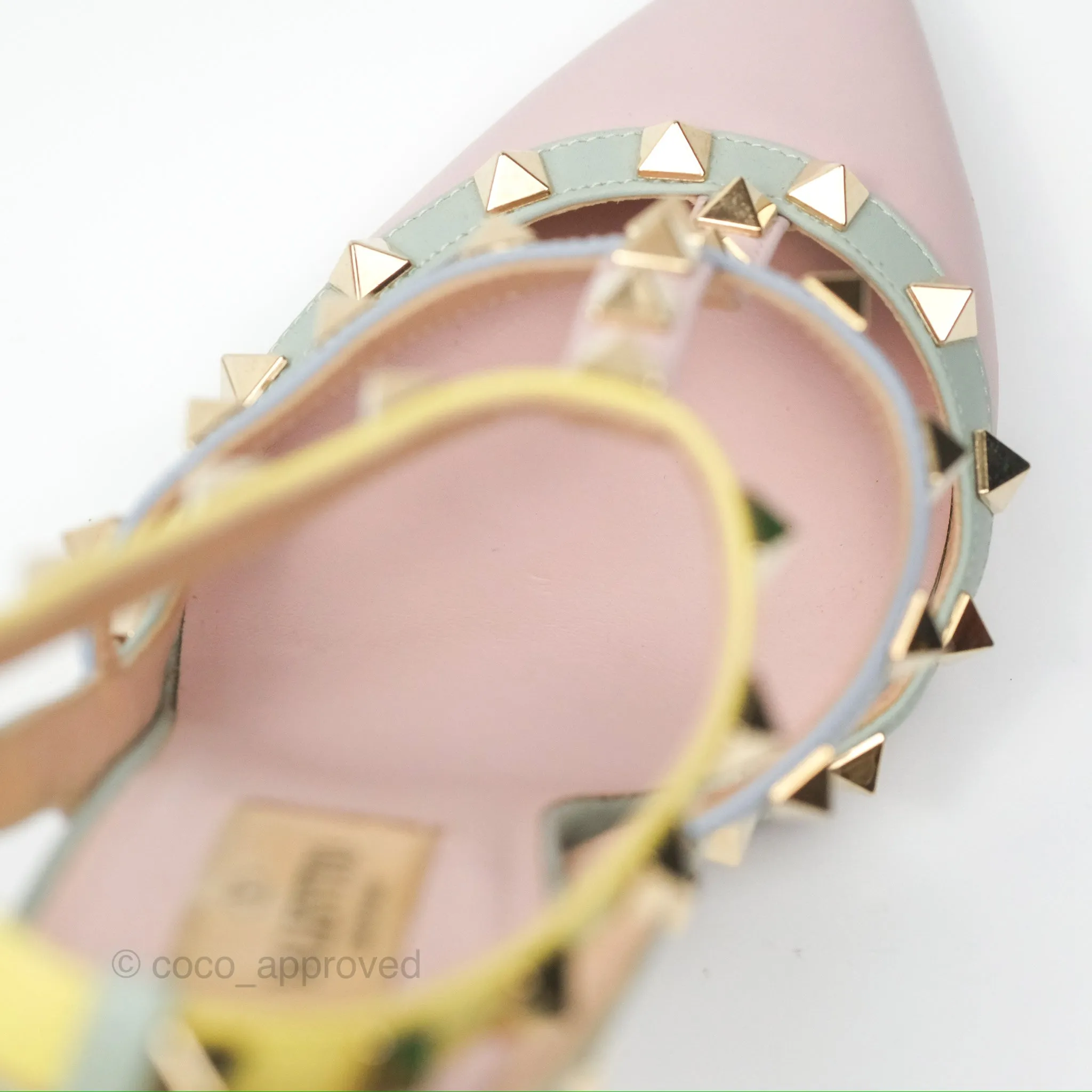 Valentino Garavani Rockstud Leather Slingback Pumps in Watercolor Size 39