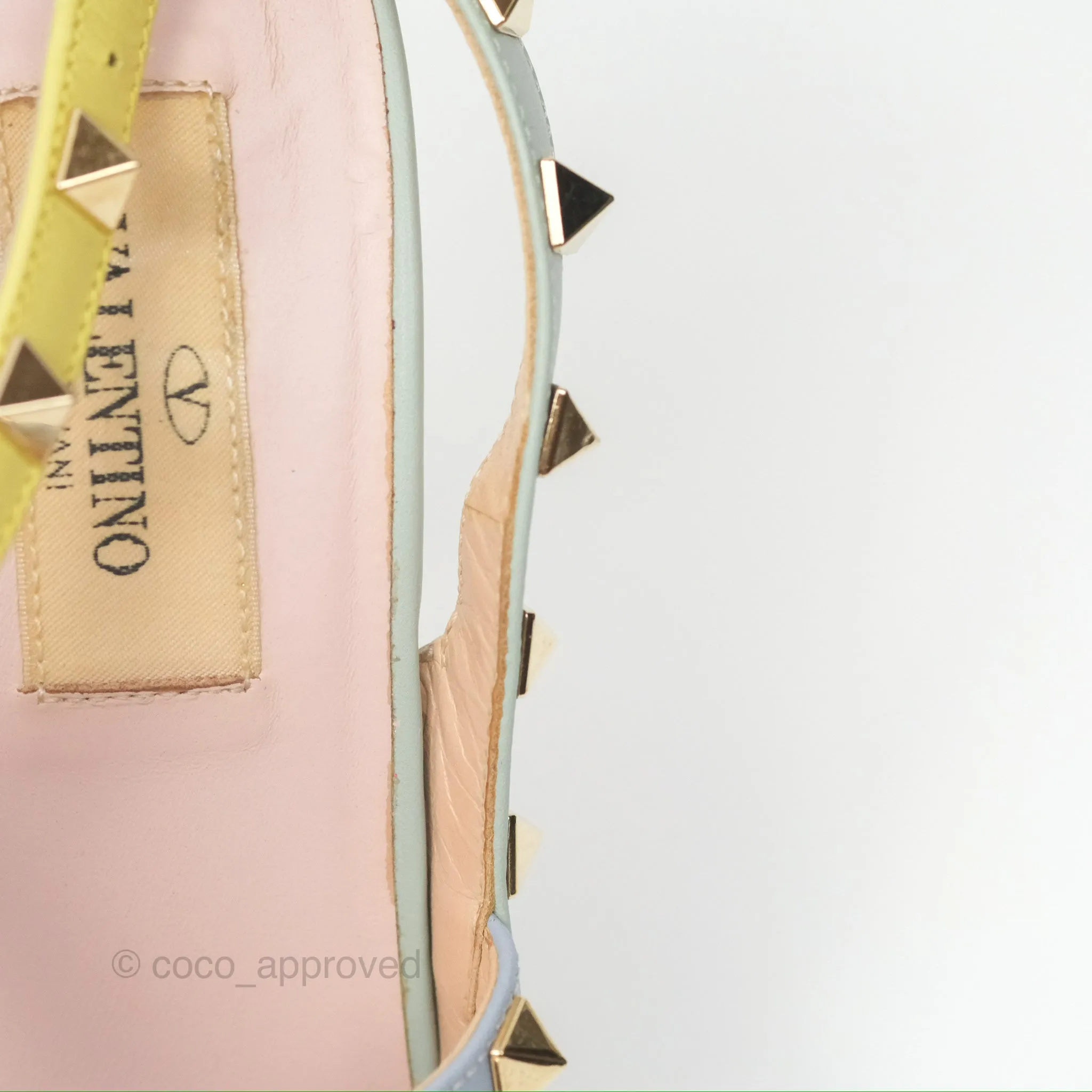 Valentino Garavani Rockstud Leather Slingback Pumps in Watercolor Size 39