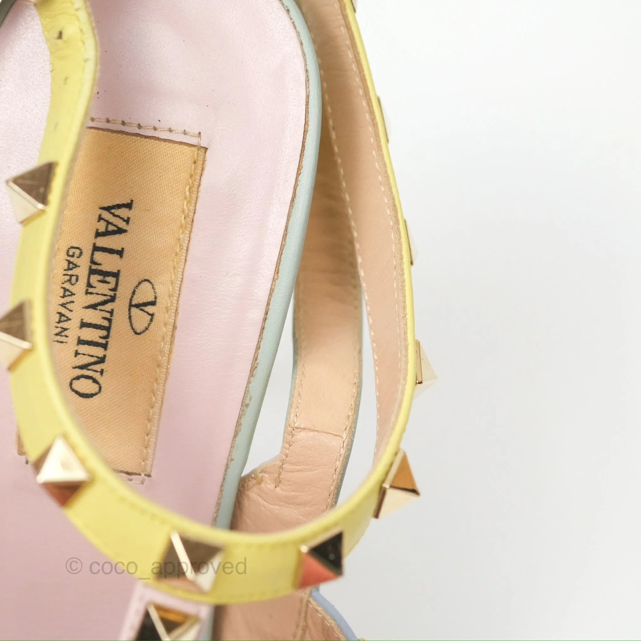 Valentino Garavani Rockstud Leather Slingback Pumps in Watercolor Size 39