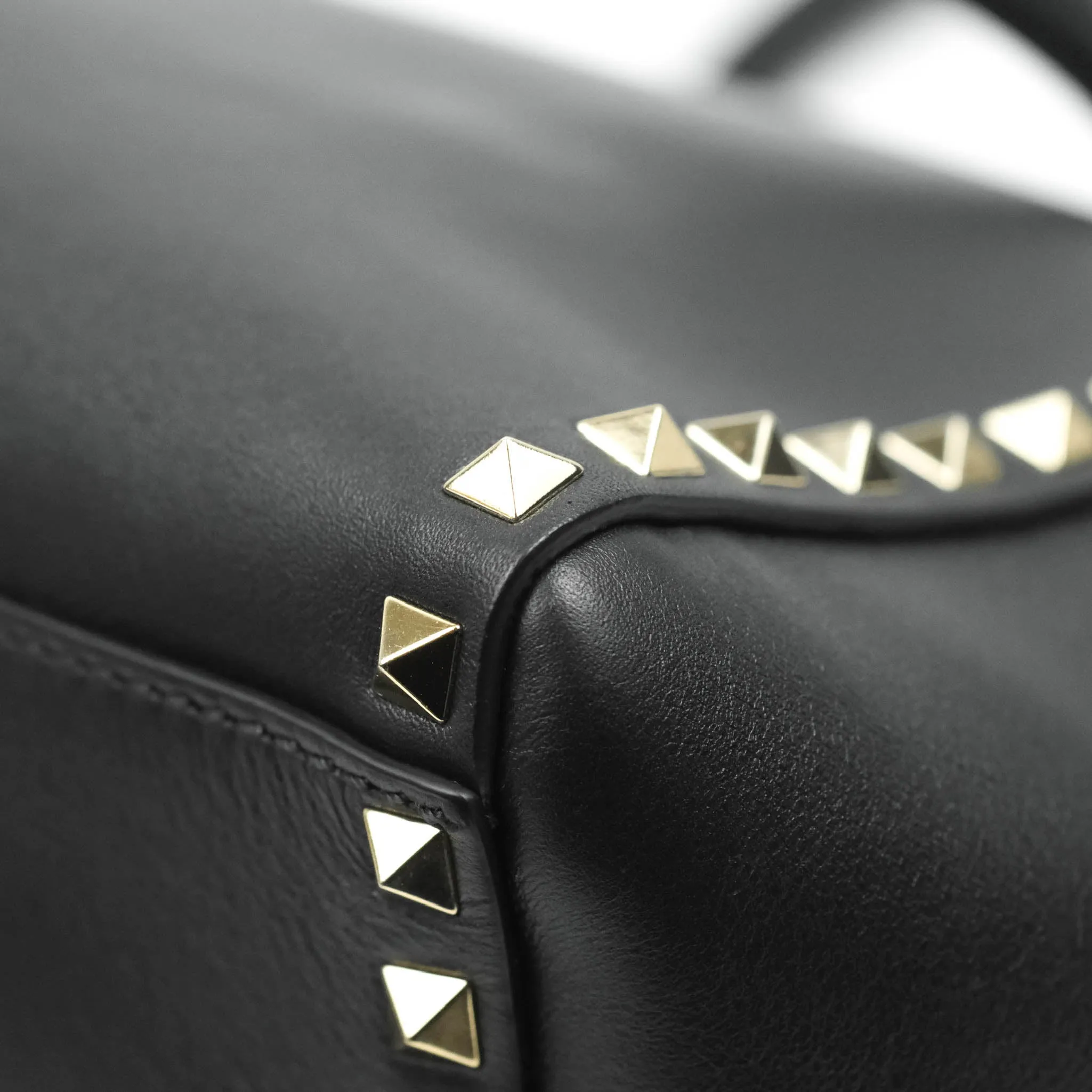 Valentino Garavani Rockstud Mini Trapeze Shoulder Bag Black Calfskin Gold Hardware