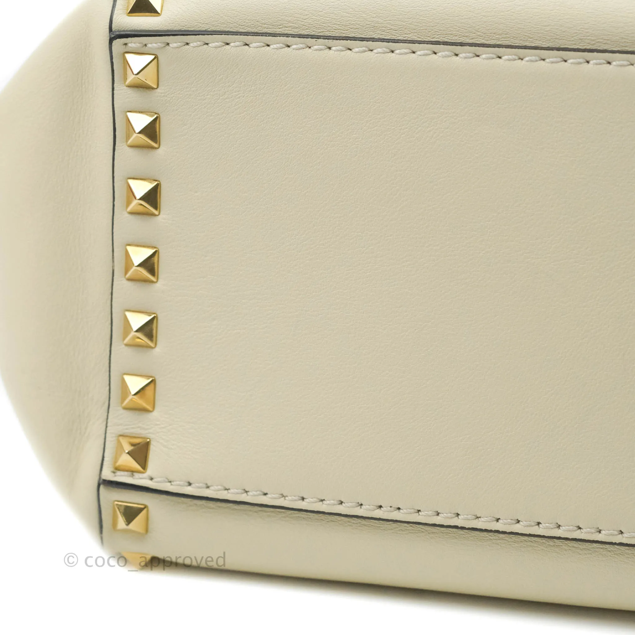 Valentino Garavani Rockstud Mini Trapeze Shoulder Bag White Calfskin Gold Hardware