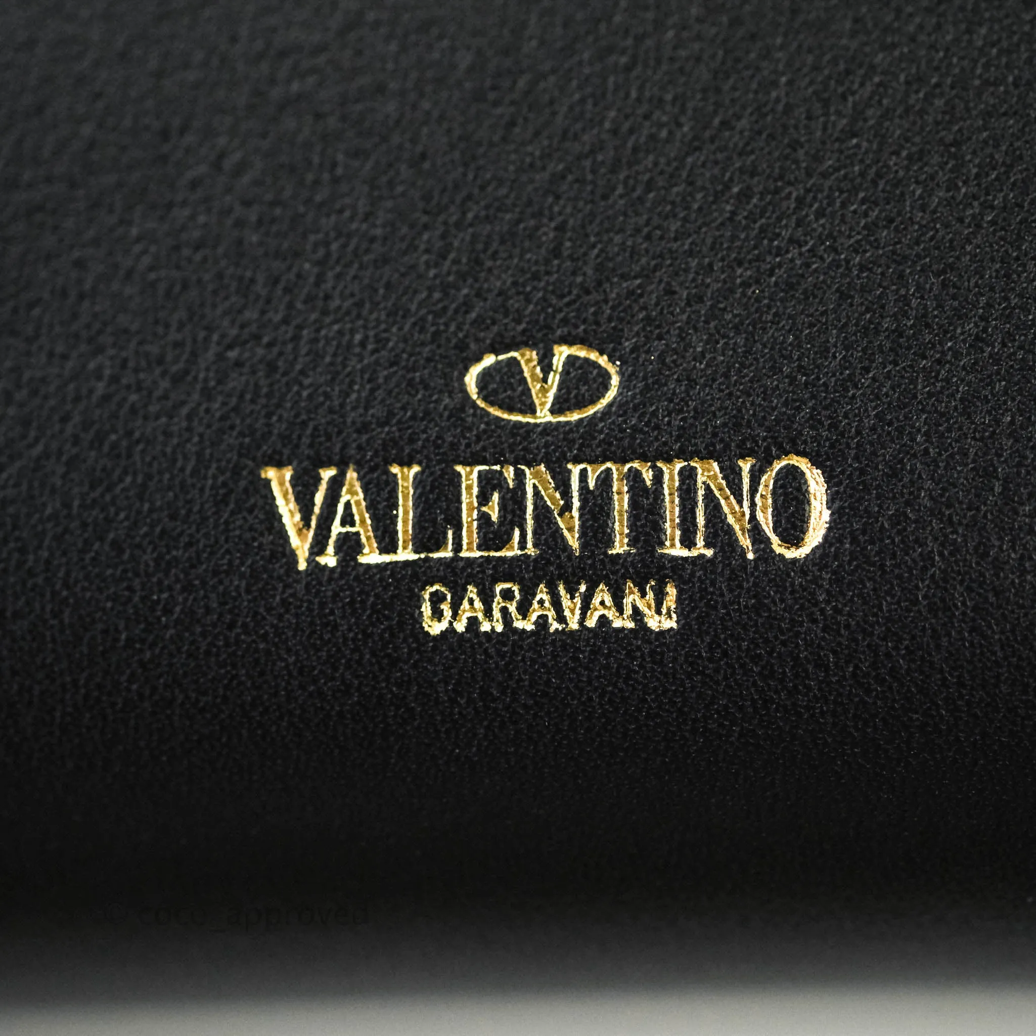 Valentino Garavani Rockstud Wallet Black Gold Hardware