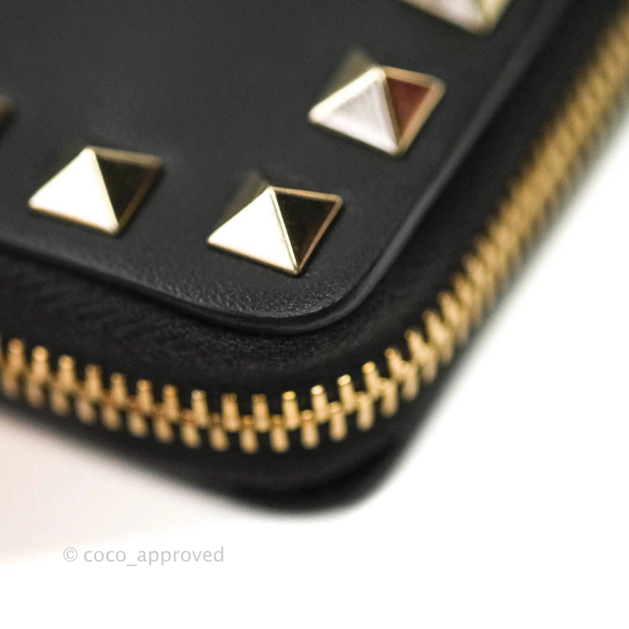 Valentino Garavani Rockstud Wallet Black Gold Hardware
