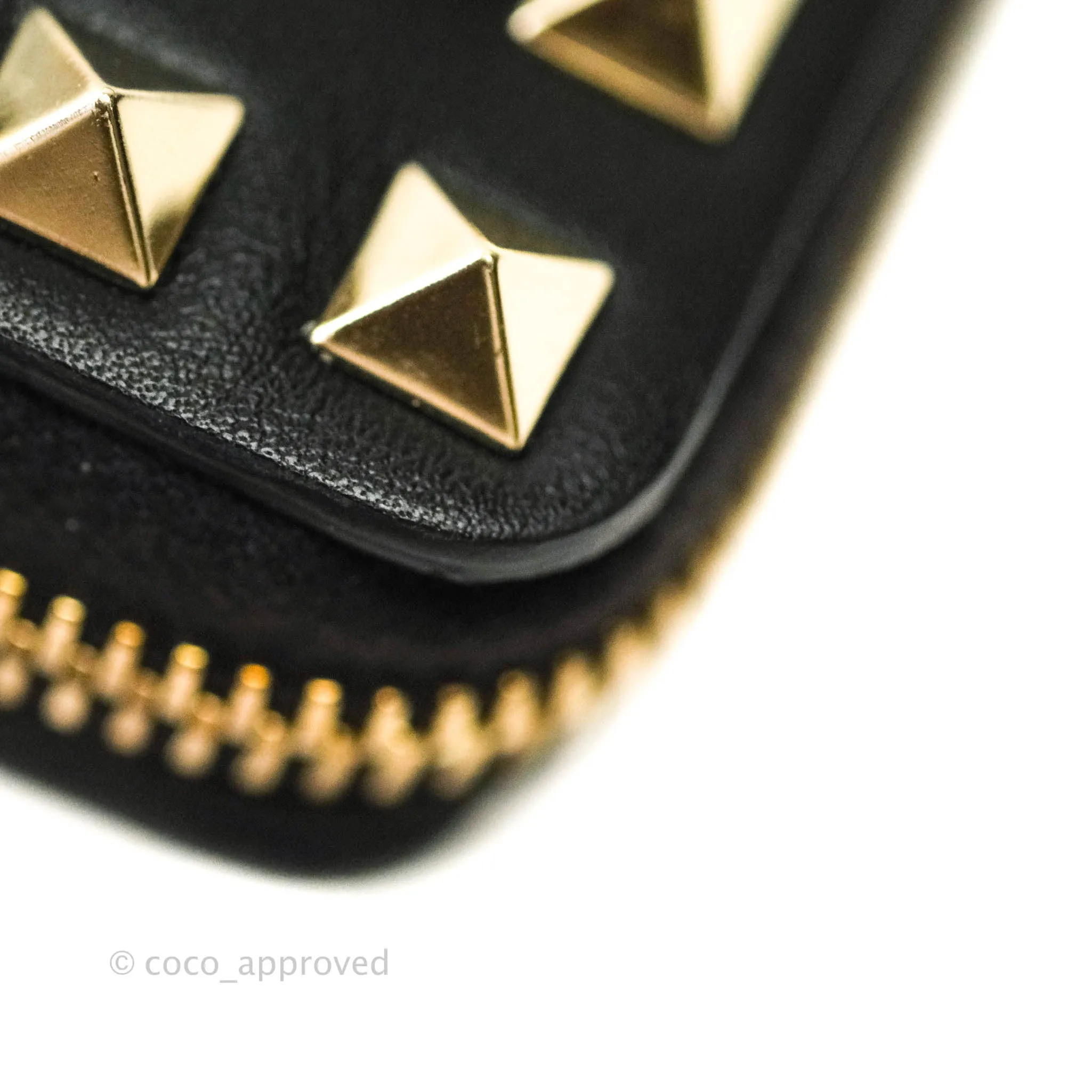 Valentino Garavani Rockstud Wallet Black Gold Hardware