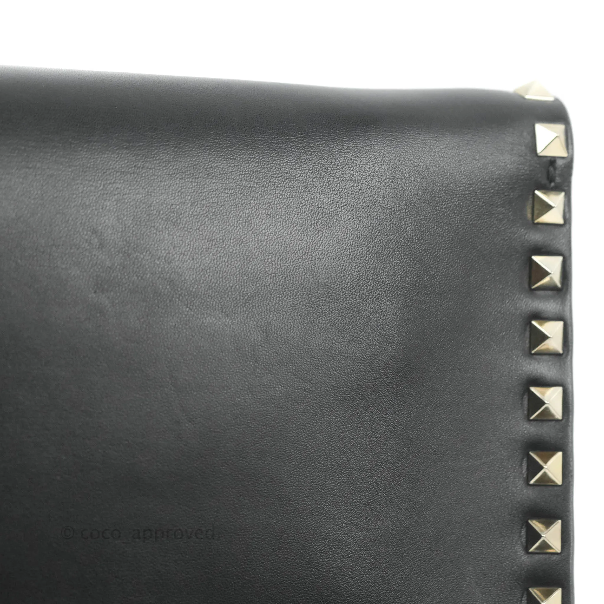Valentino Nappa Rockstud Wristlet Clutch Black