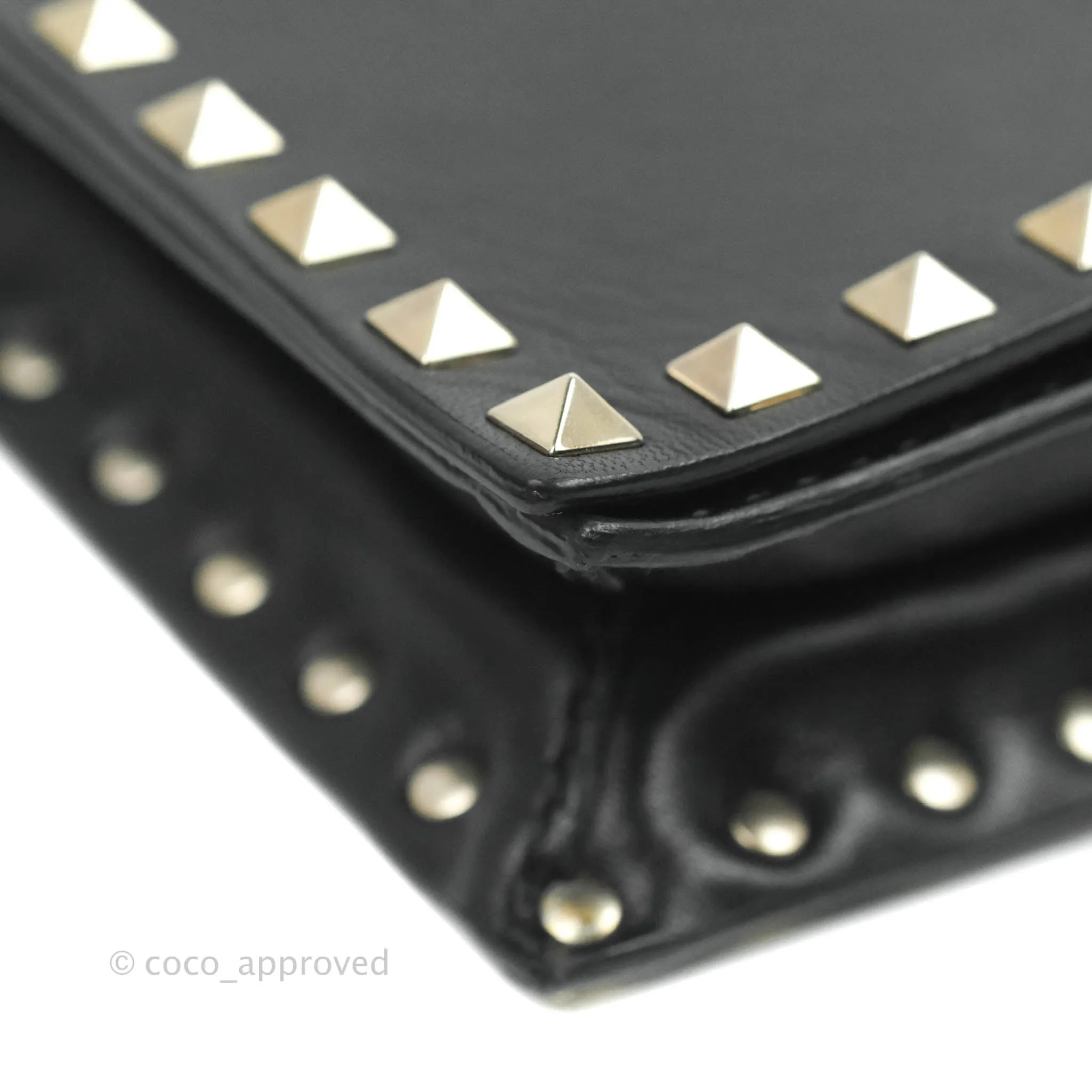 Valentino Nappa Rockstud Wristlet Clutch Black