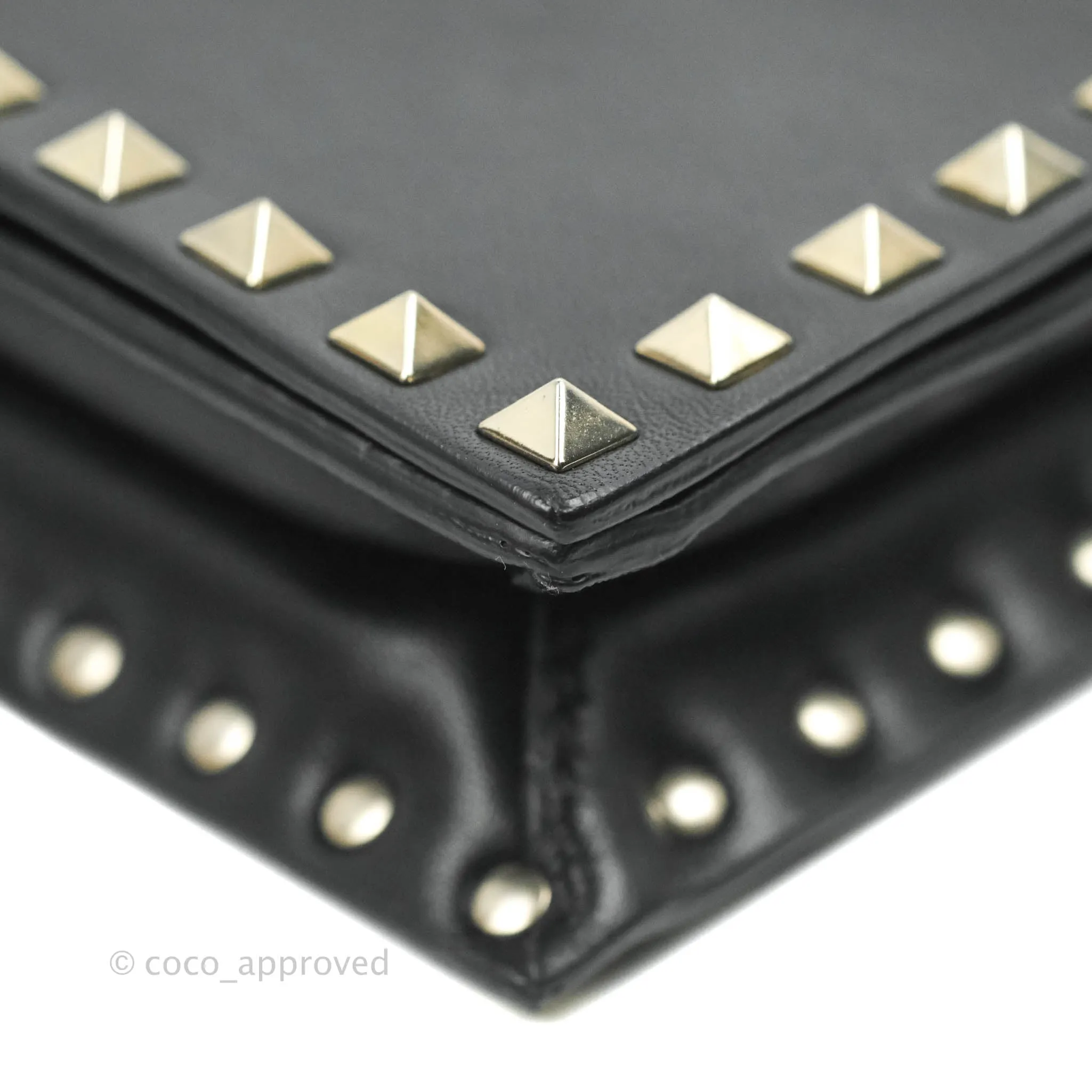Valentino Nappa Rockstud Wristlet Clutch Black