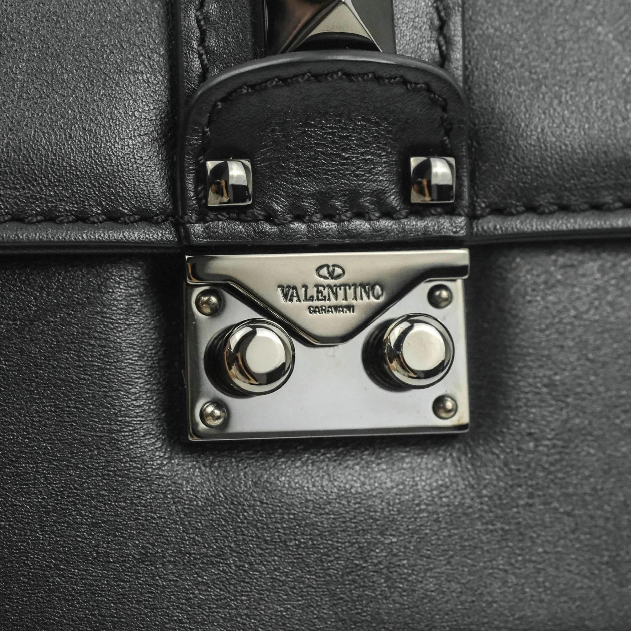 Valentino Vitello Small Glam Lock Rockstud Flap So Black