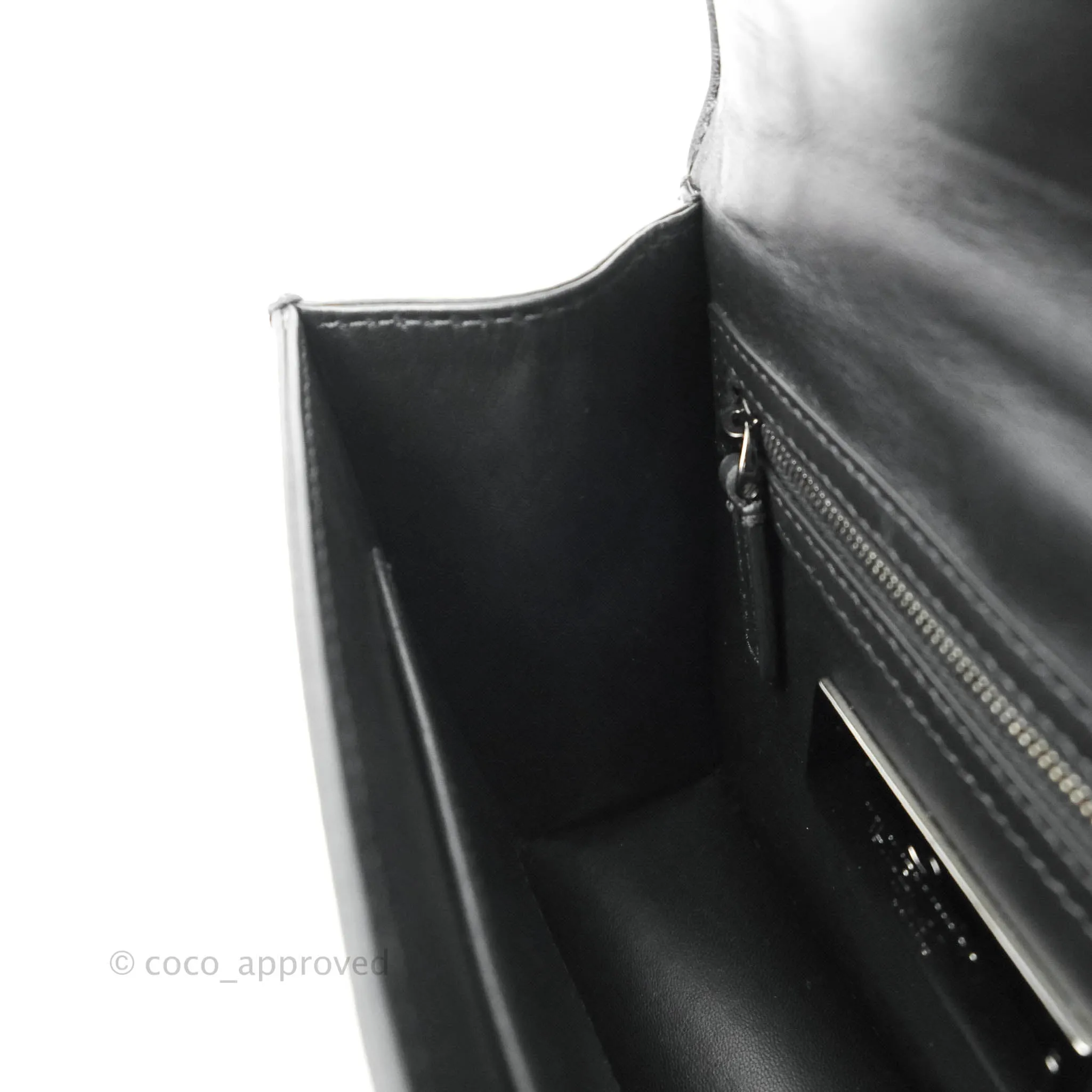 Valentino Vitello Small Glam Lock Rockstud Flap So Black