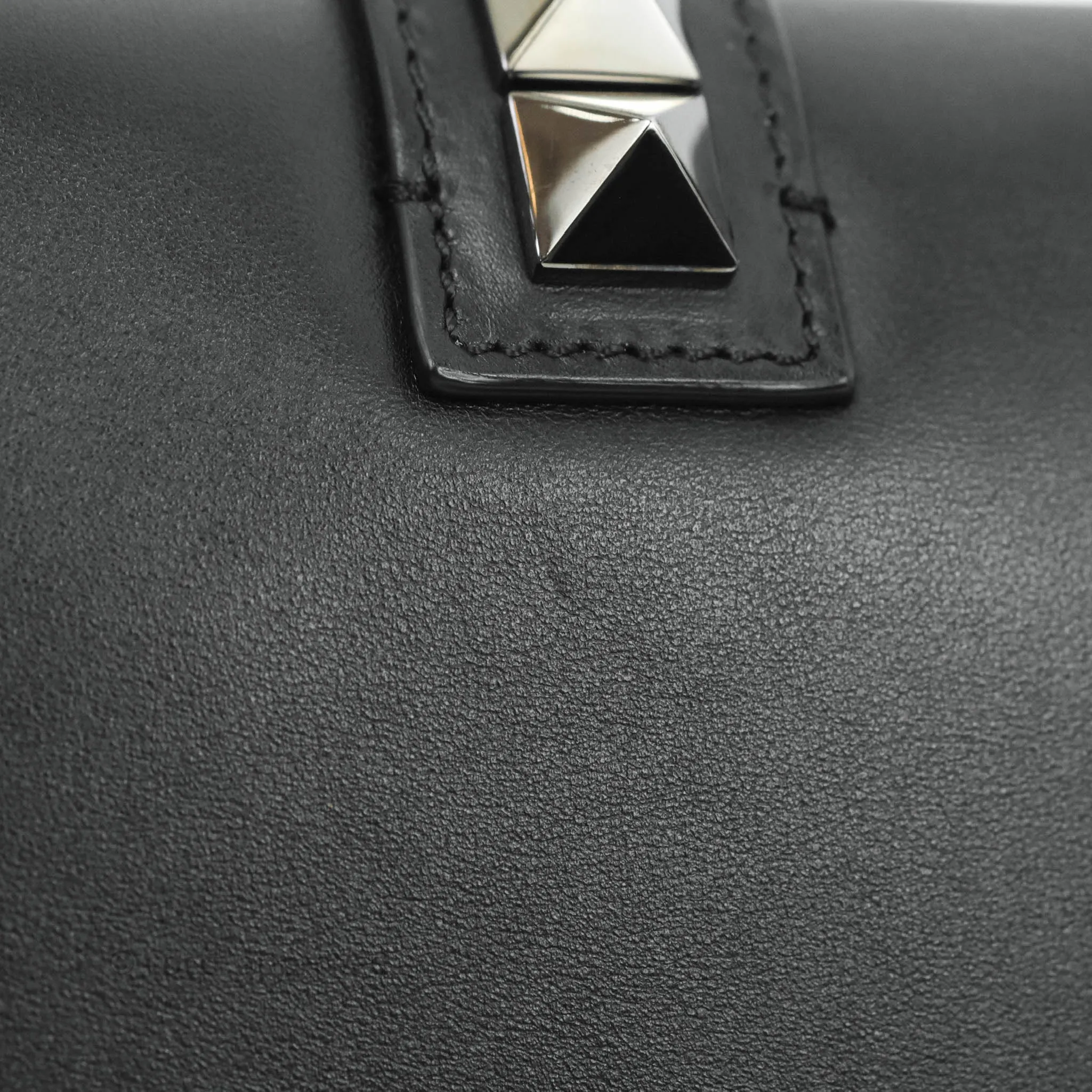 Valentino Vitello Small Glam Lock Rockstud Flap So Black